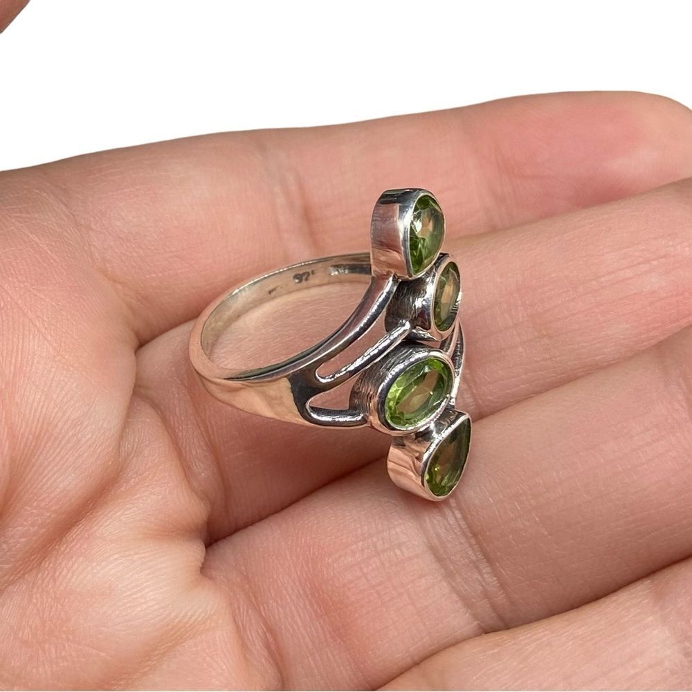 Peridot Ring Solid Sterling Silver 925 Size 7 Multi Stone Green Gemstone - Picture 8 of 9